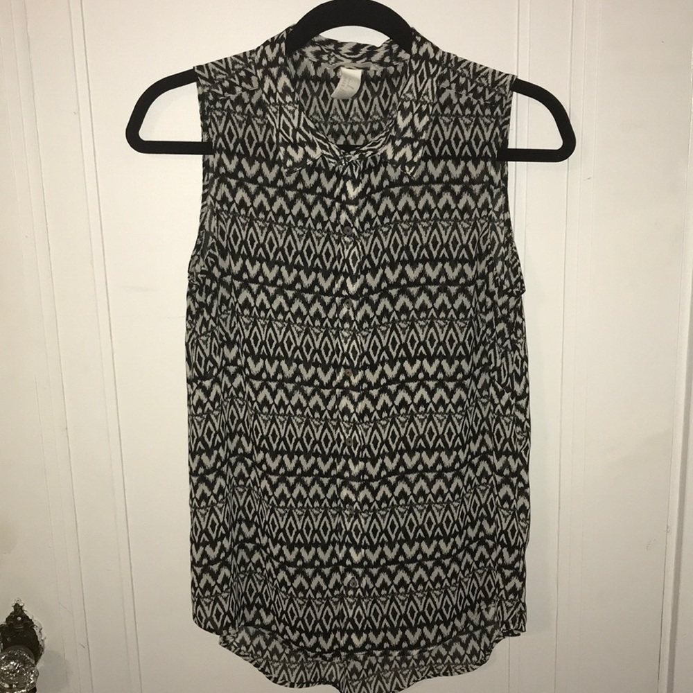 H&M Sleeveless Blouse